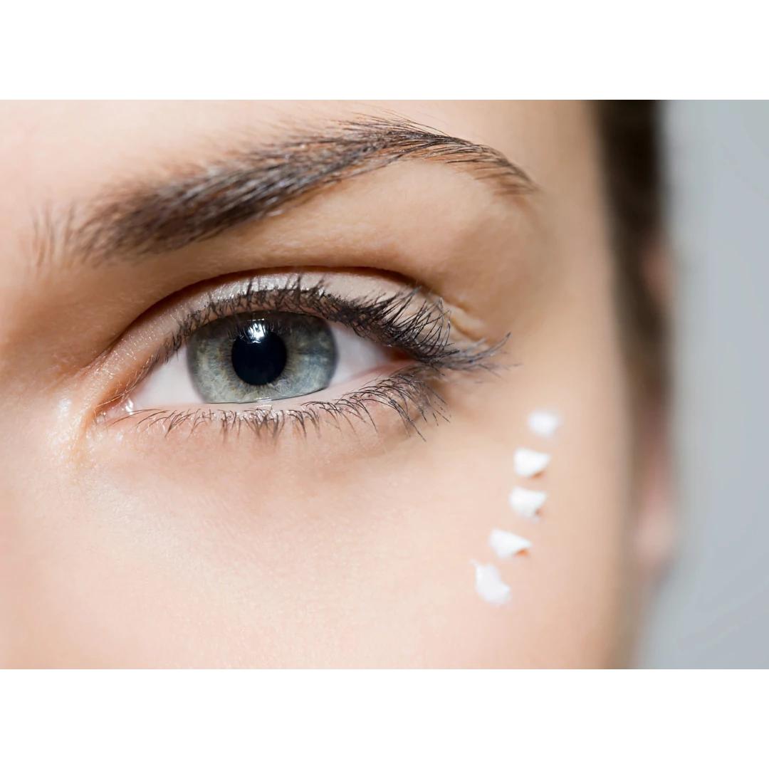 Átfogó szemkontúr kezelés