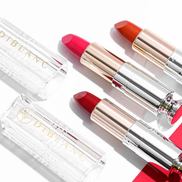 diblanc-vegan-plumpingstick-dusito-ajakruzs-camelia-red-3